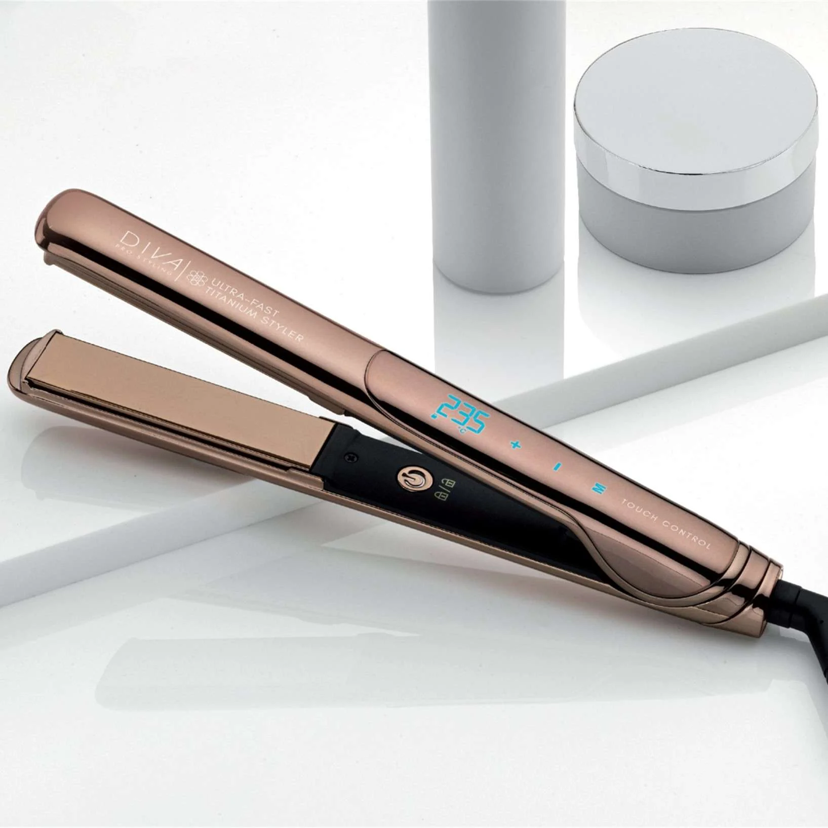 DIVA PRO STYLING ULTRA FAST TITANIUM PROFESSIONAL STRAIGHTENER ROSE GOLD EDITION